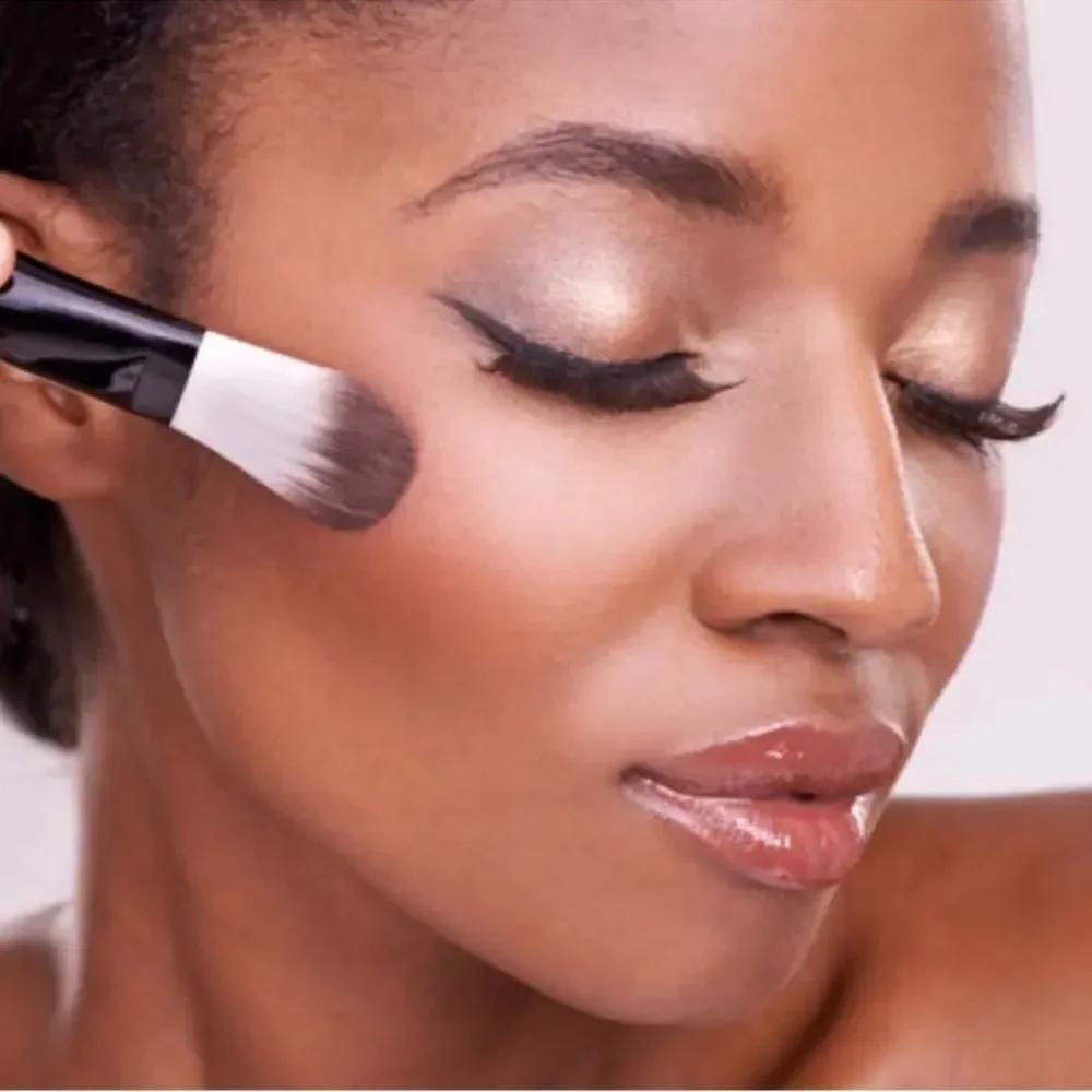 MAC Electric Wonder Iridescent Powder In Serenity Seeker